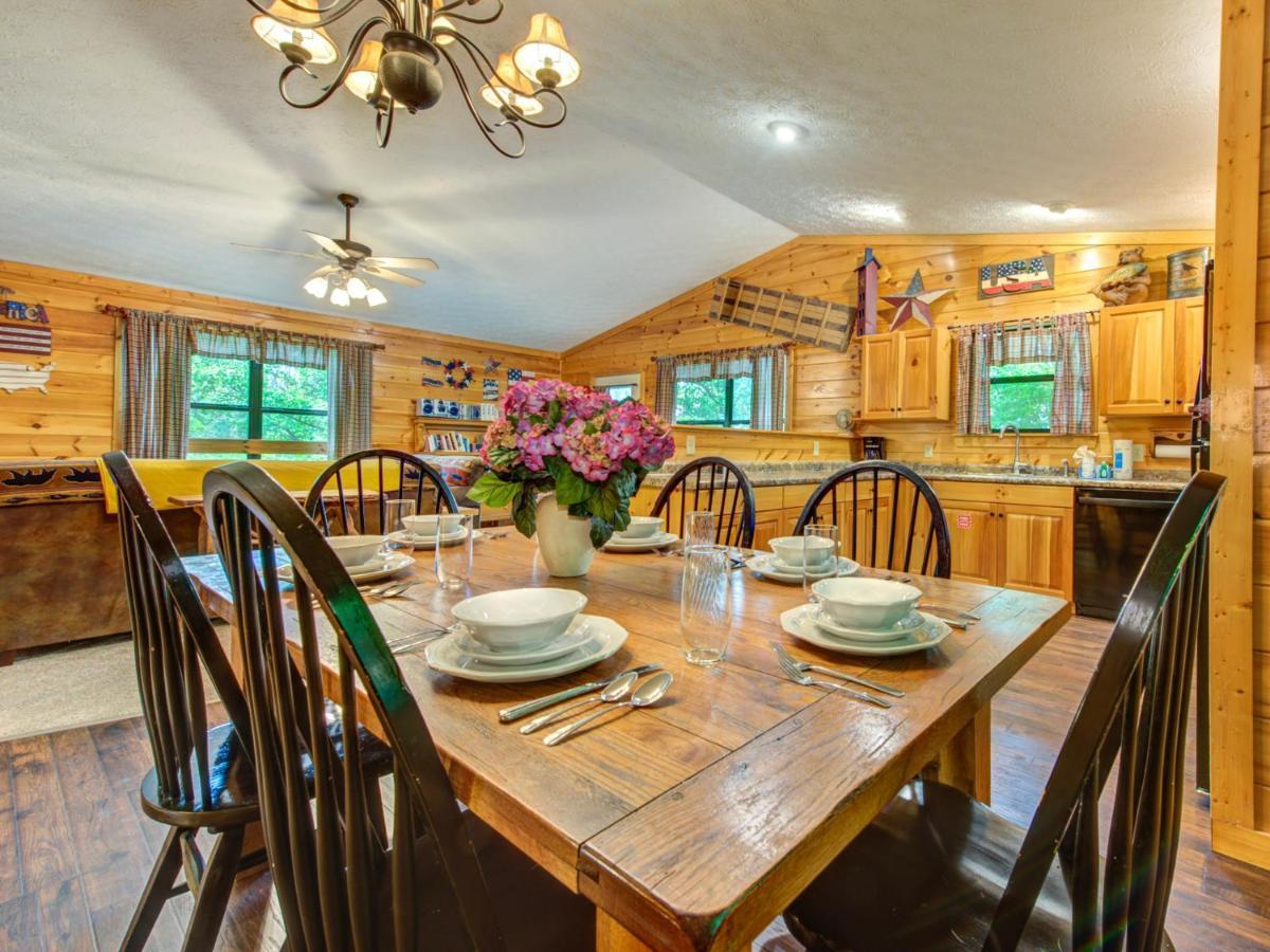 Great Expectations, 3 Bedrooms, Fireplace, Pool Table, Hot Tub, Sleeps 10 Gatlinburg Exterior foto